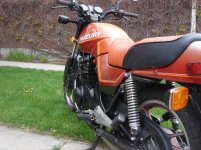 SUZUKIGS400 043.jpg